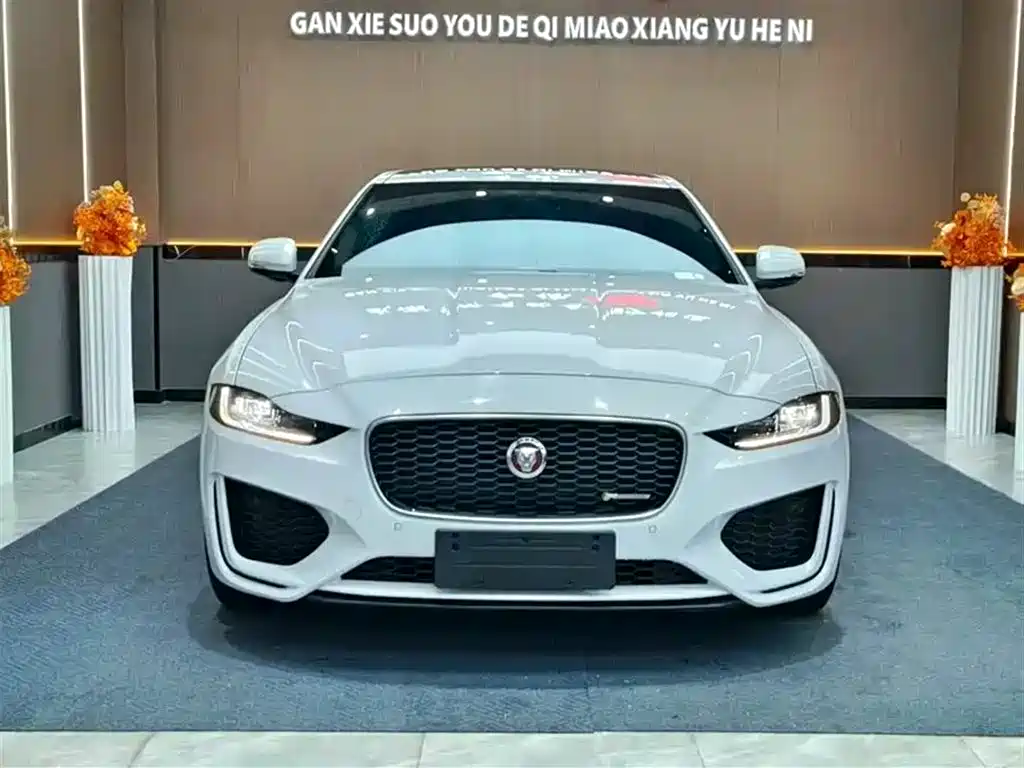 Jaguar XEL 2020 2.0T 200PS R-DYNAMIC Sport