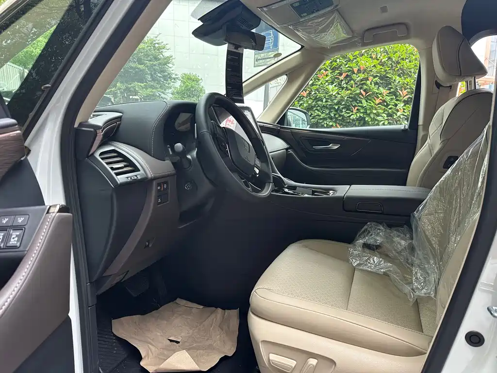 Toyota Vellfire 2025 2.5L Executive