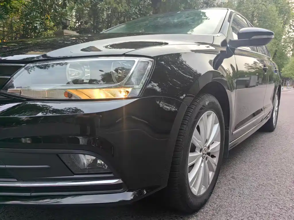 Volkswagen Sagitar — миниатюра 16