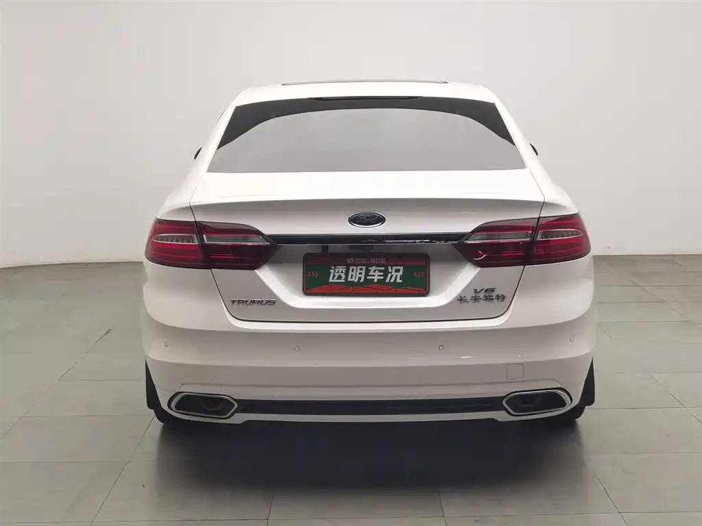Ford Taurus 2015 EcoBoost 325 V6 Fashion
