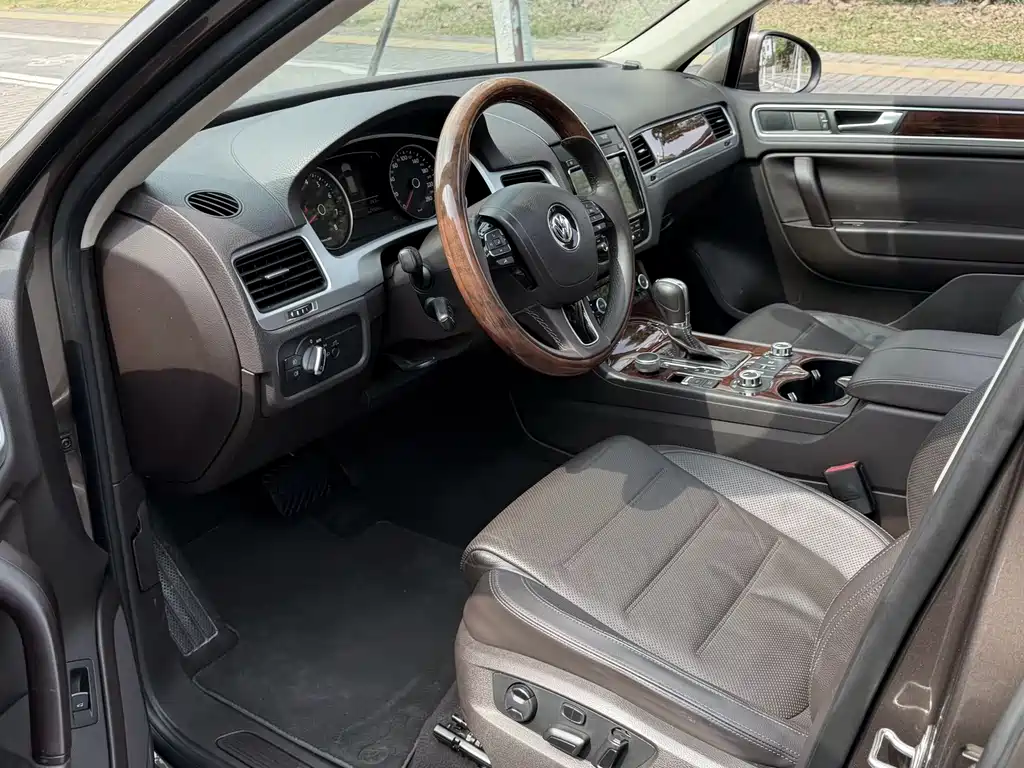 Volkswagen Touareg 2011 3.0TSI Comfort
