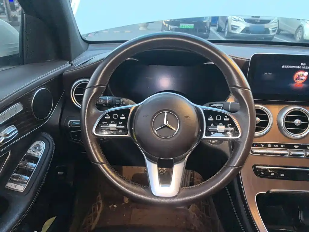 Mercedes-Benz GLC — миниатюра 11