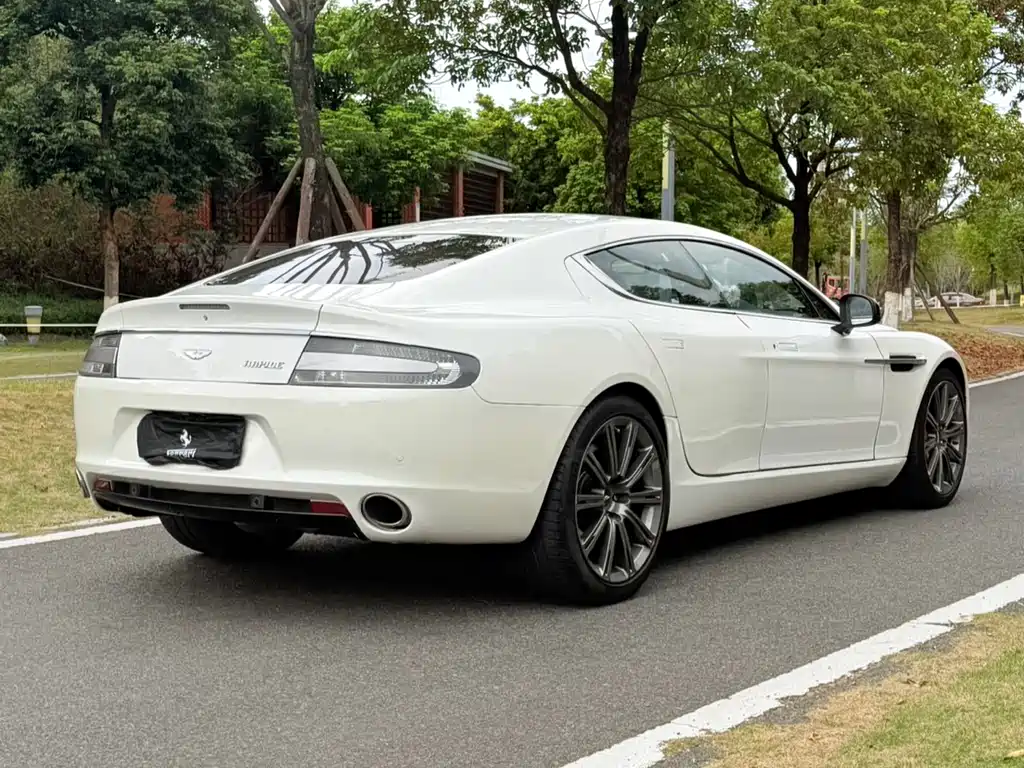 Aston Martin Rapide 2010 6.0L