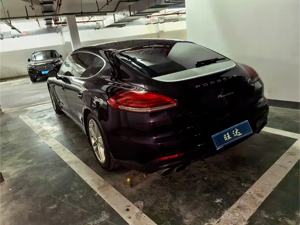 Porsche Panamera 2014 Panamera Executive 3.0T