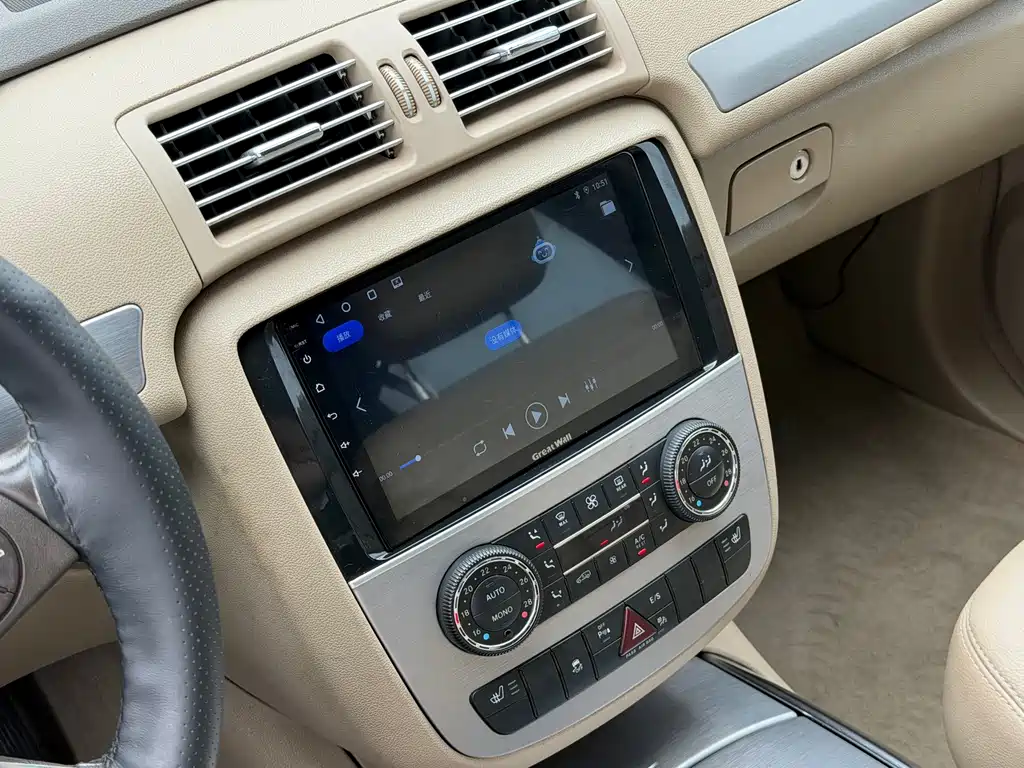 Mercedes-Benz R-Class — миниатюра 9