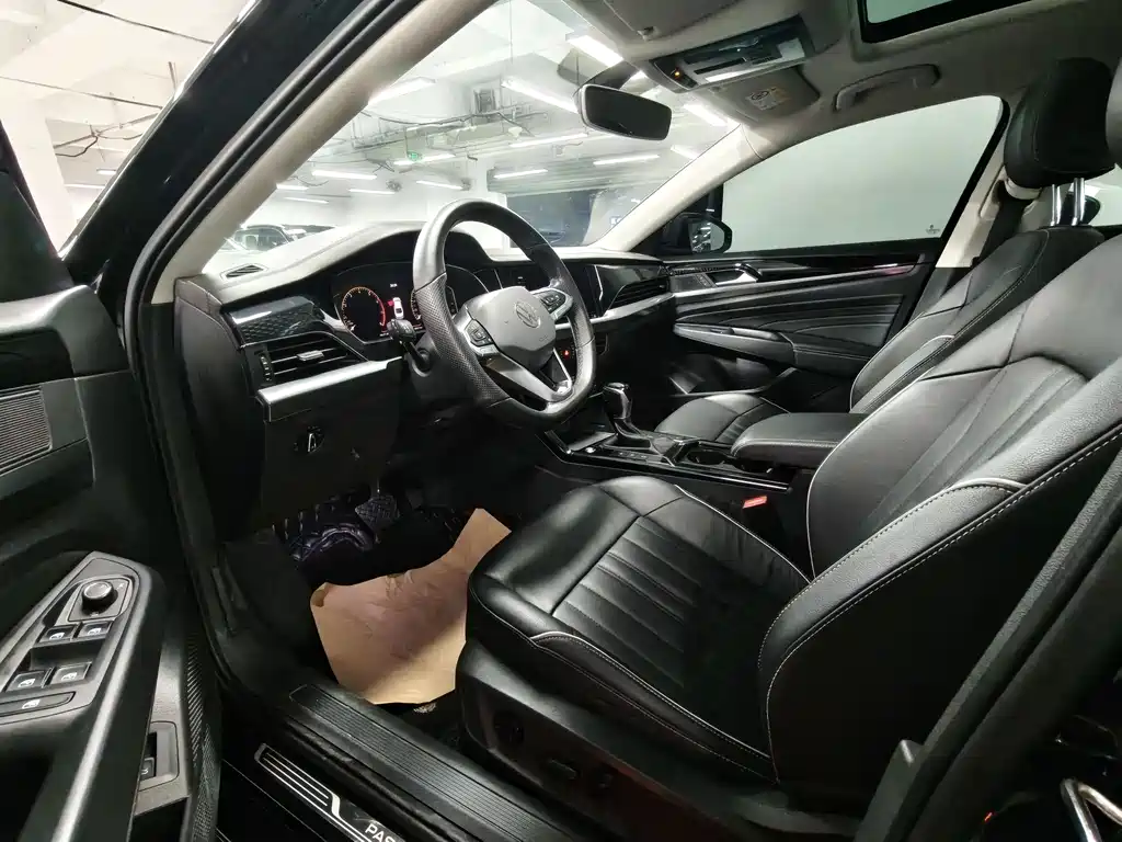Volkswagen Passat 2022 330TSI Elite