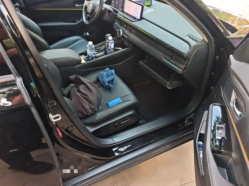 Honda Accord — миниатюра 19