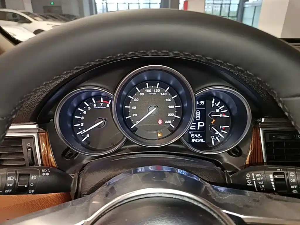 Zotye Zotye SR9 — миниатюра 12
