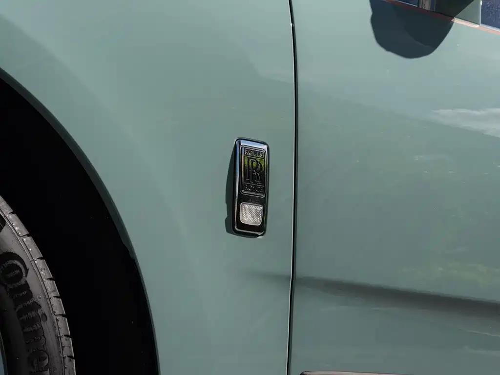 Rolls-Royce Cullinan — миниатюра 8
