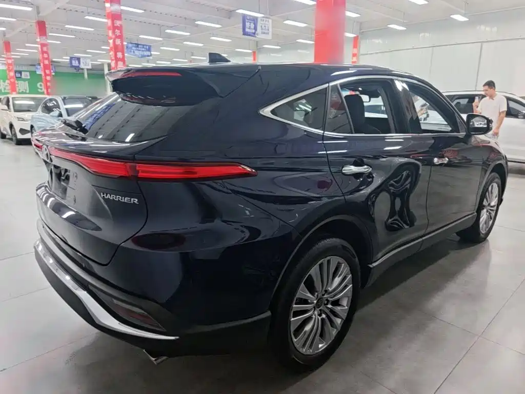 Toyota Harrier — миниатюра 7
