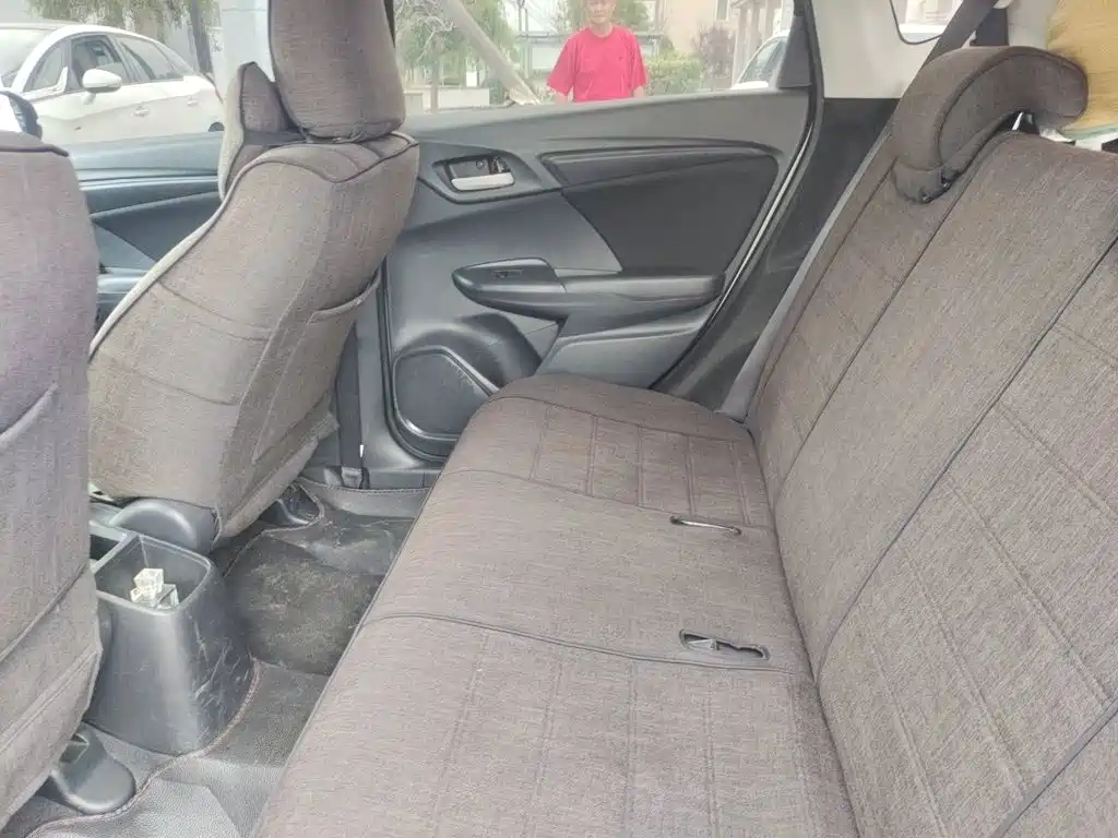 Honda Fit — миниатюра 13