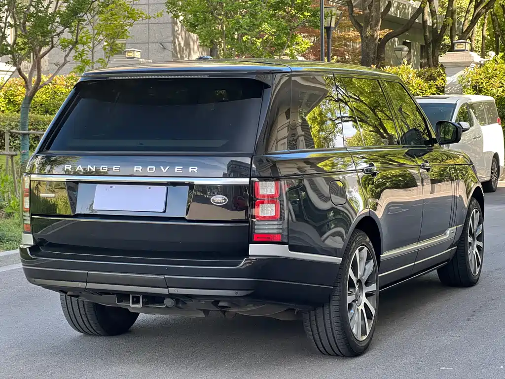 Land Rover Range Rover 2015 5.0 SC V8 AB Long Wheelbase