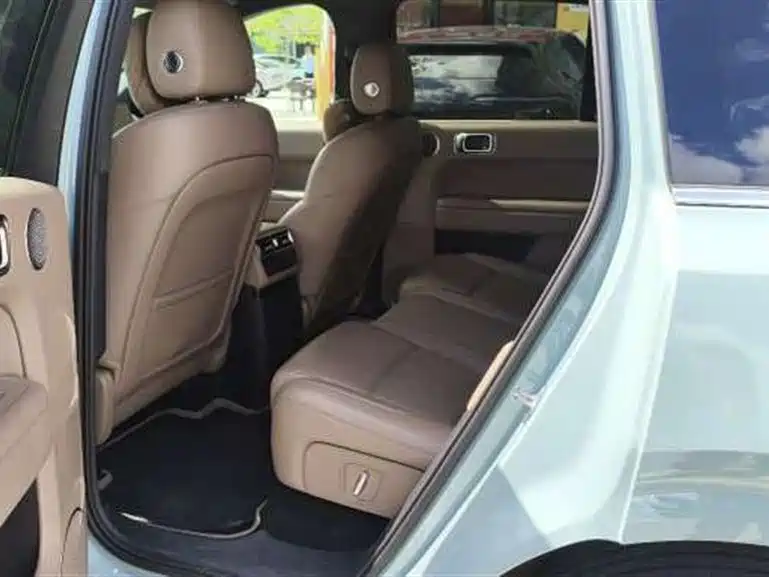 Li Auto L6 2025 Pro