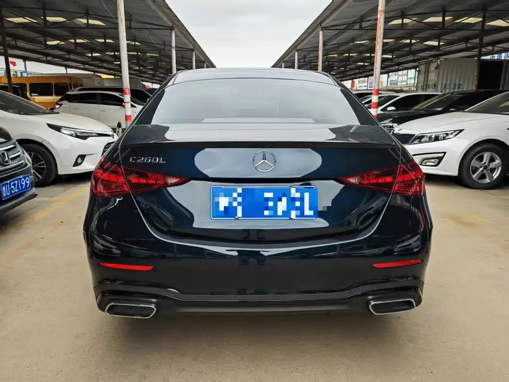 Mercedes-Benz C-Class — миниатюра 10