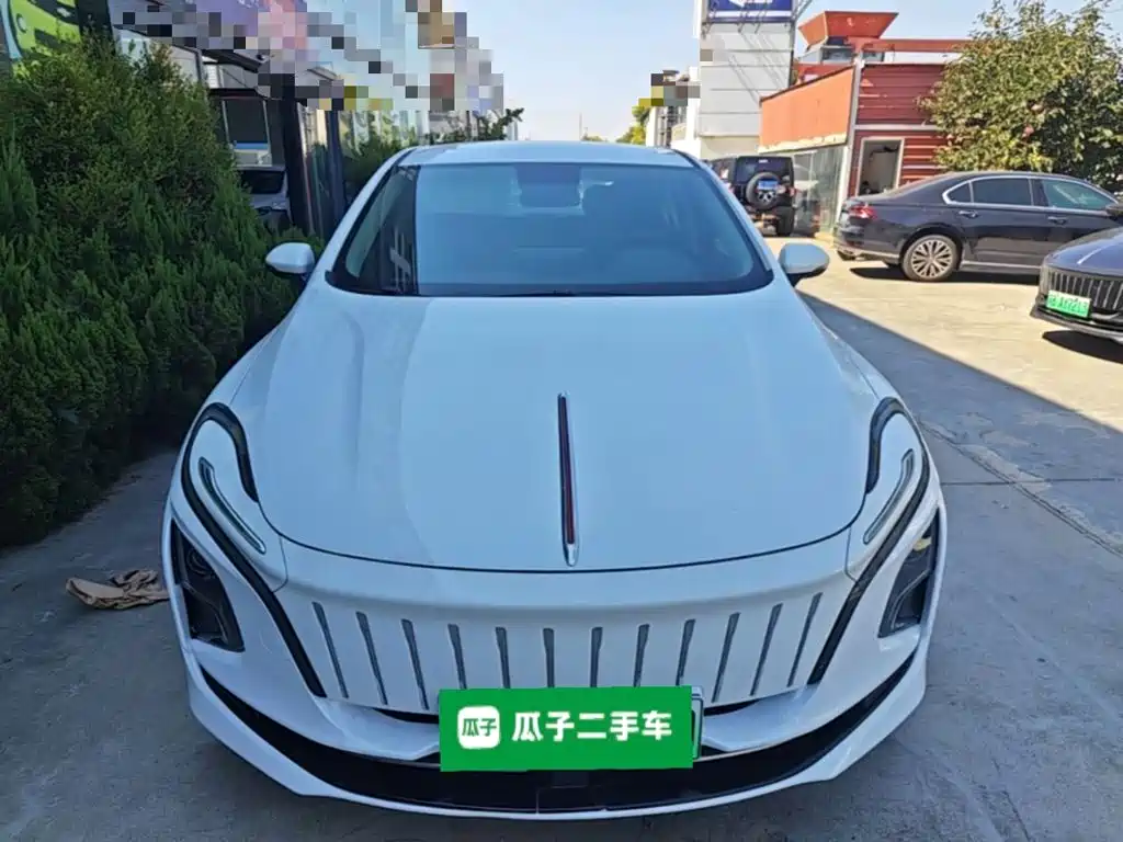 Hongqi Hongqi E-QM5 — миниатюра 3