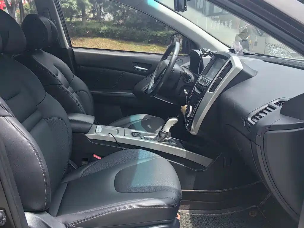 Luxgen 6 SUV 2015 1.8T Fashion