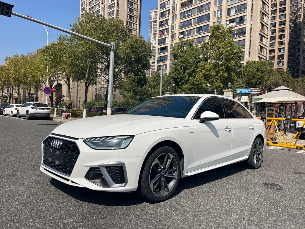 Купить Audi A4L