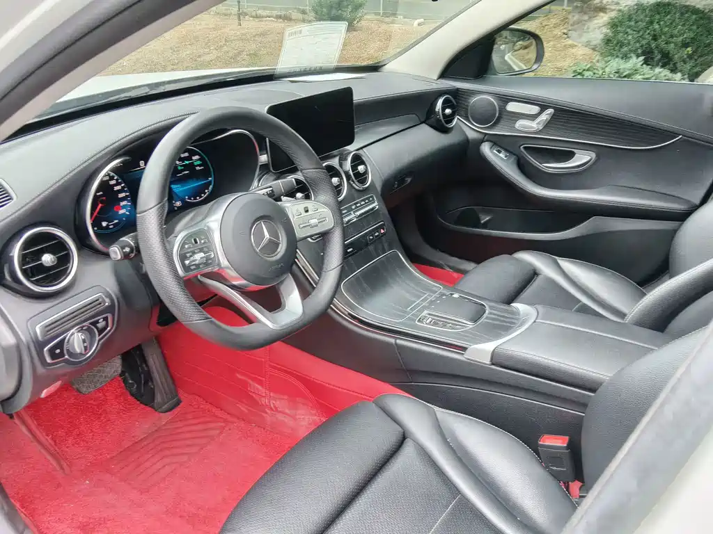 Mercedes-Benz C-Class — миниатюра 7