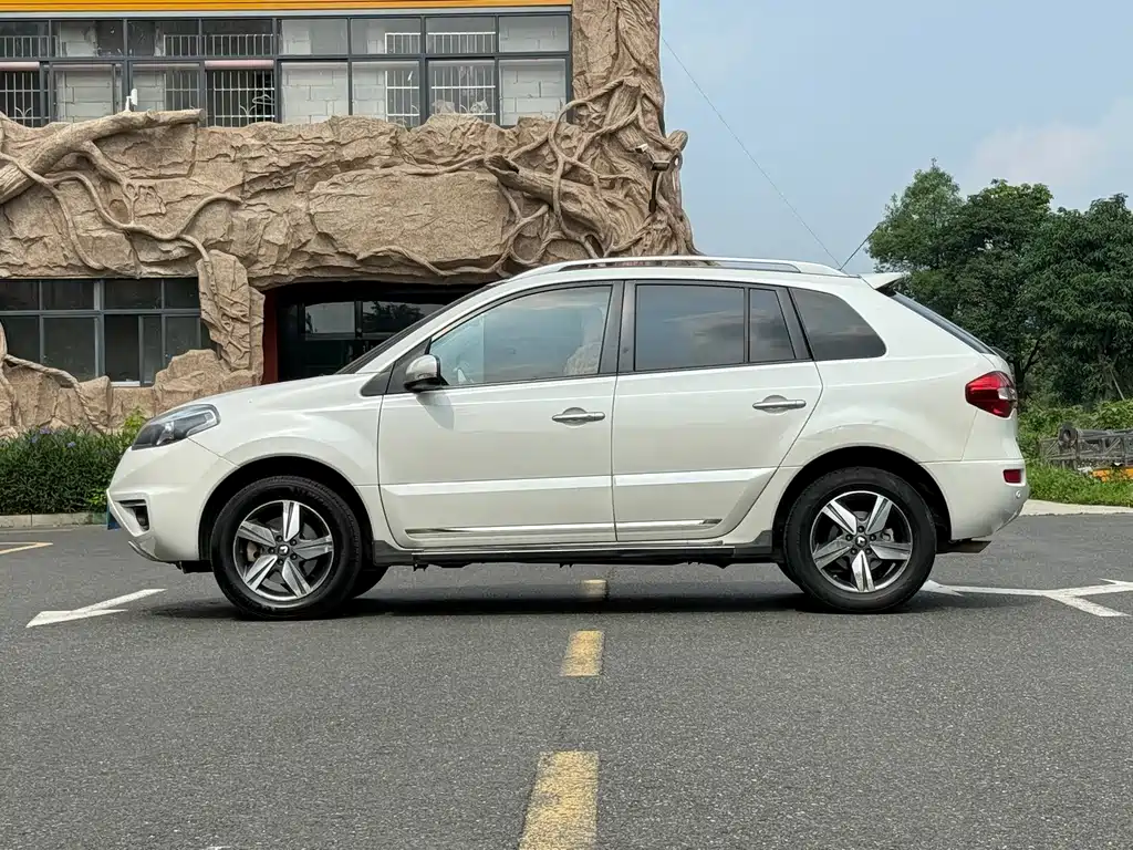 Renault Koleos (Import) — миниатюра 4