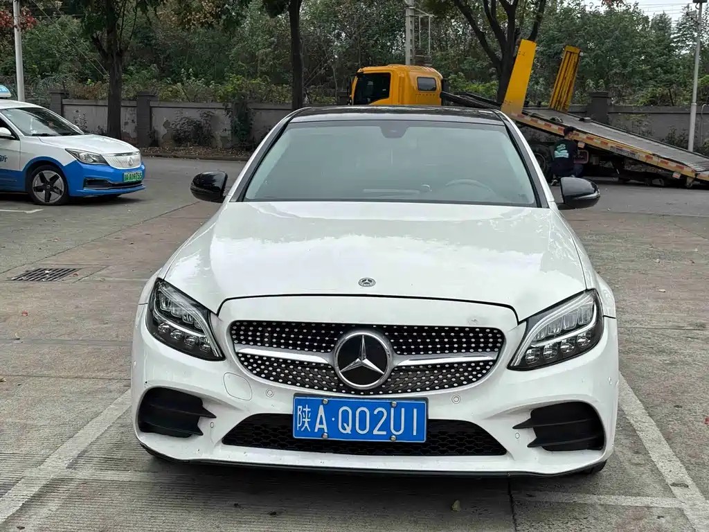 Mercedes-Benz C-Class — миниатюра 2