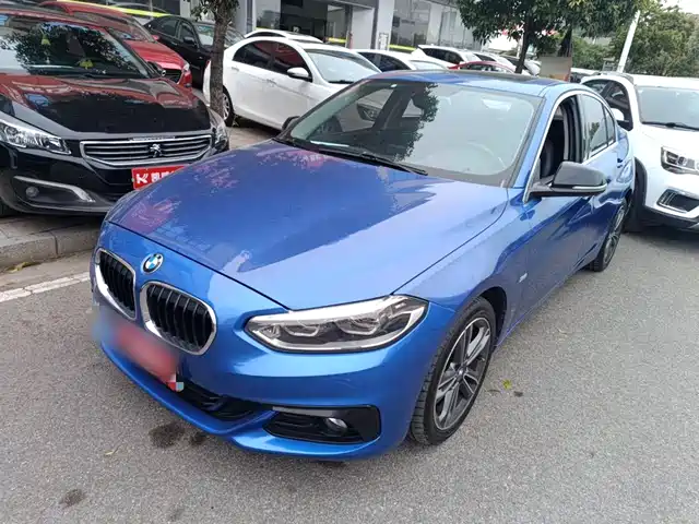 BMW 1 SERIES 2018