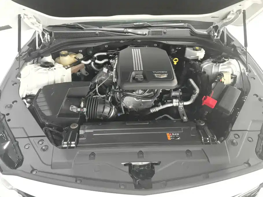 Cadillac CT5 — миниатюра 10