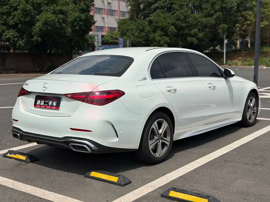 Mercedes-Benz C-Class — миниатюра 5
