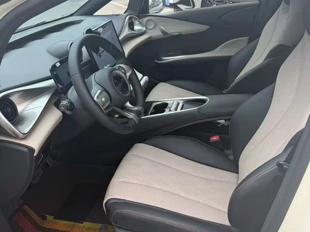 BYD Dolphin 2025 420km Freedom