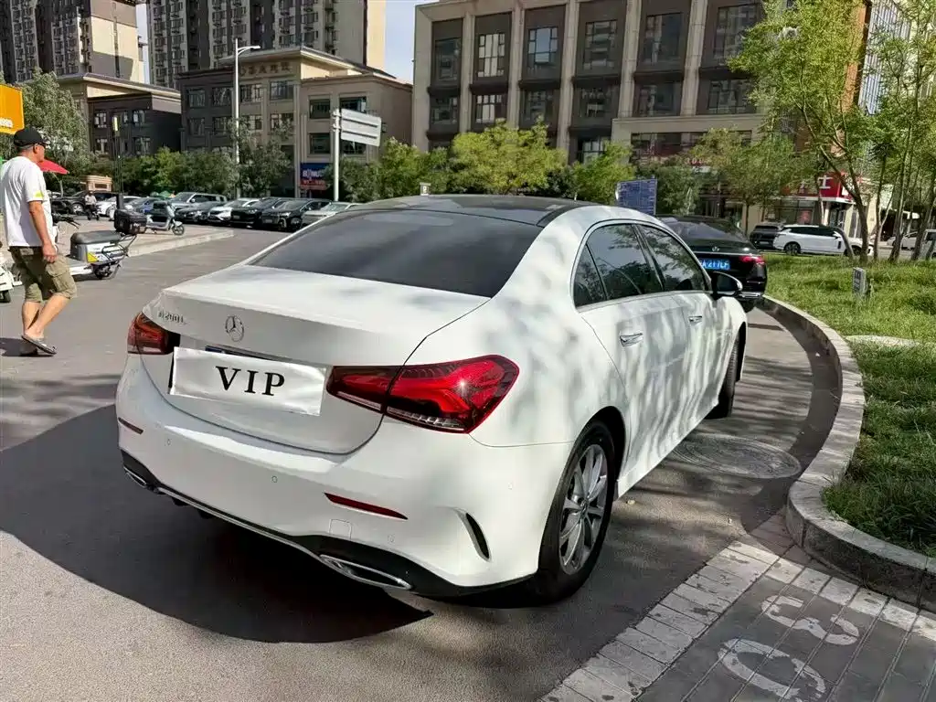 Mercedes-Benz A-Class A 2020 A 200 L Sport Fashion