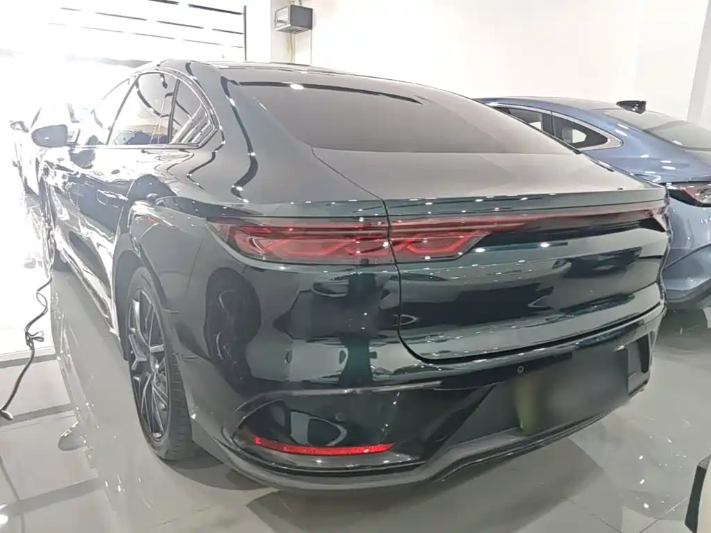 BYD Han — миниатюра 5