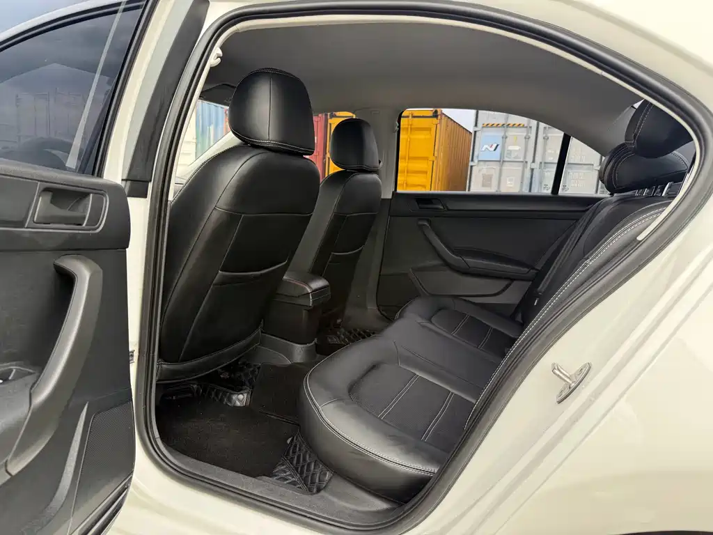 Volkswagen Santana 2019 1.5L AT VI