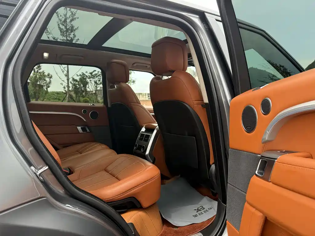 Land Rover Sport — миниатюра 7
