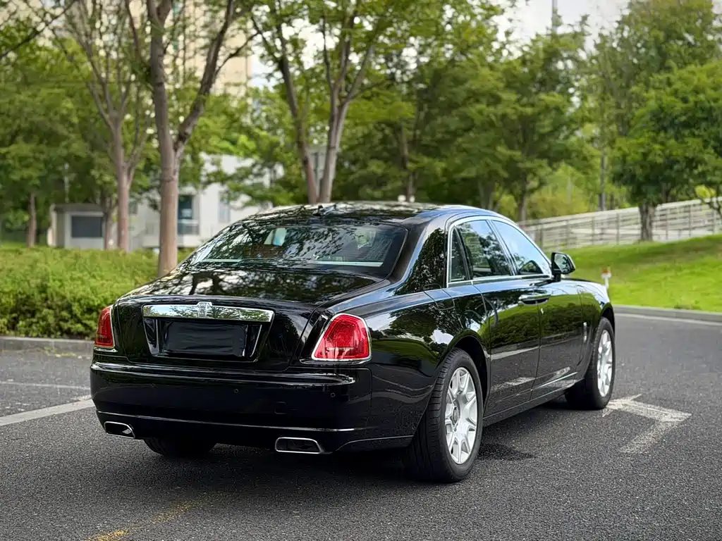 Rolls-Royce Ghost — миниатюра 5
