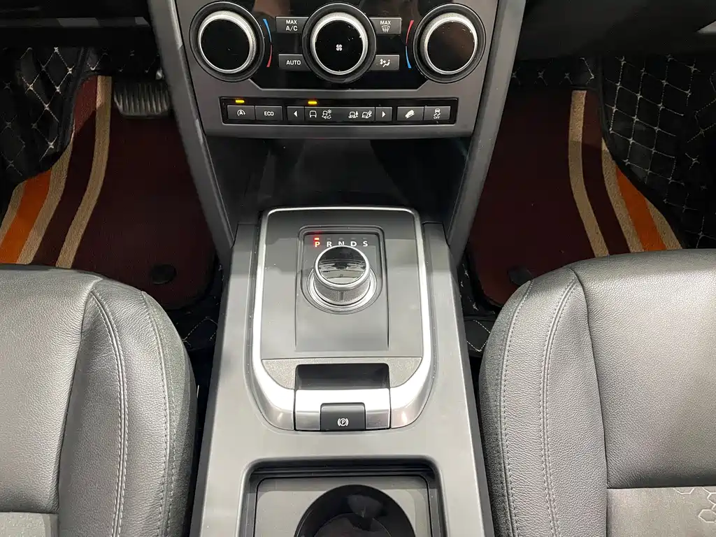 Land Rover Discovery Sport — миниатюра 17