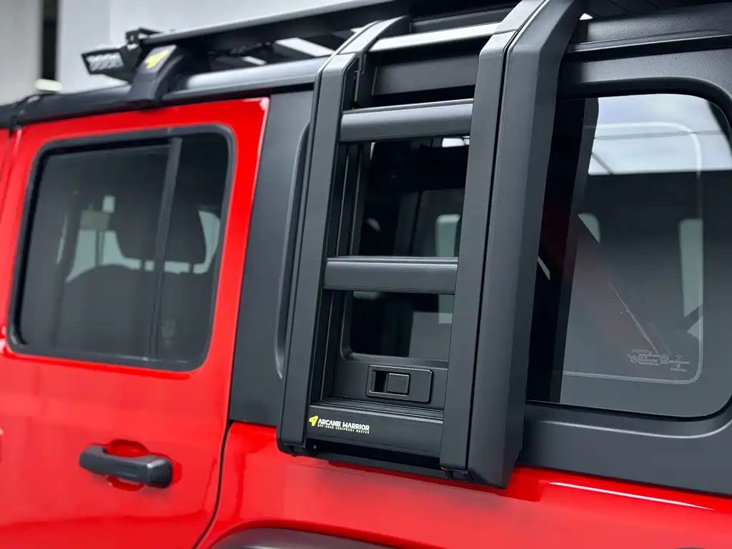Jeep Wrangler — миниатюра 13
