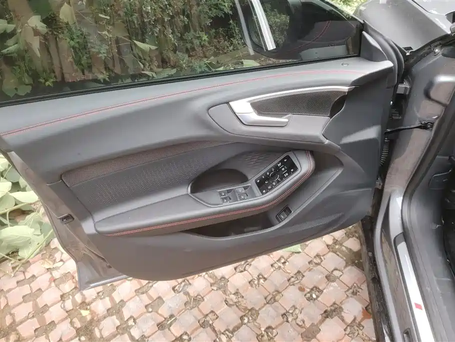 Audi A5L Sportback 2026 TFSI quattro 150kW