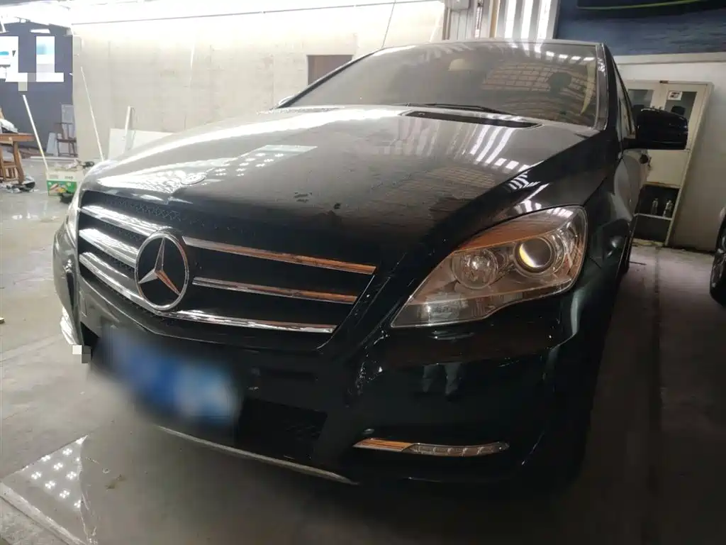 Mercedes-Benz R-Class 2016
