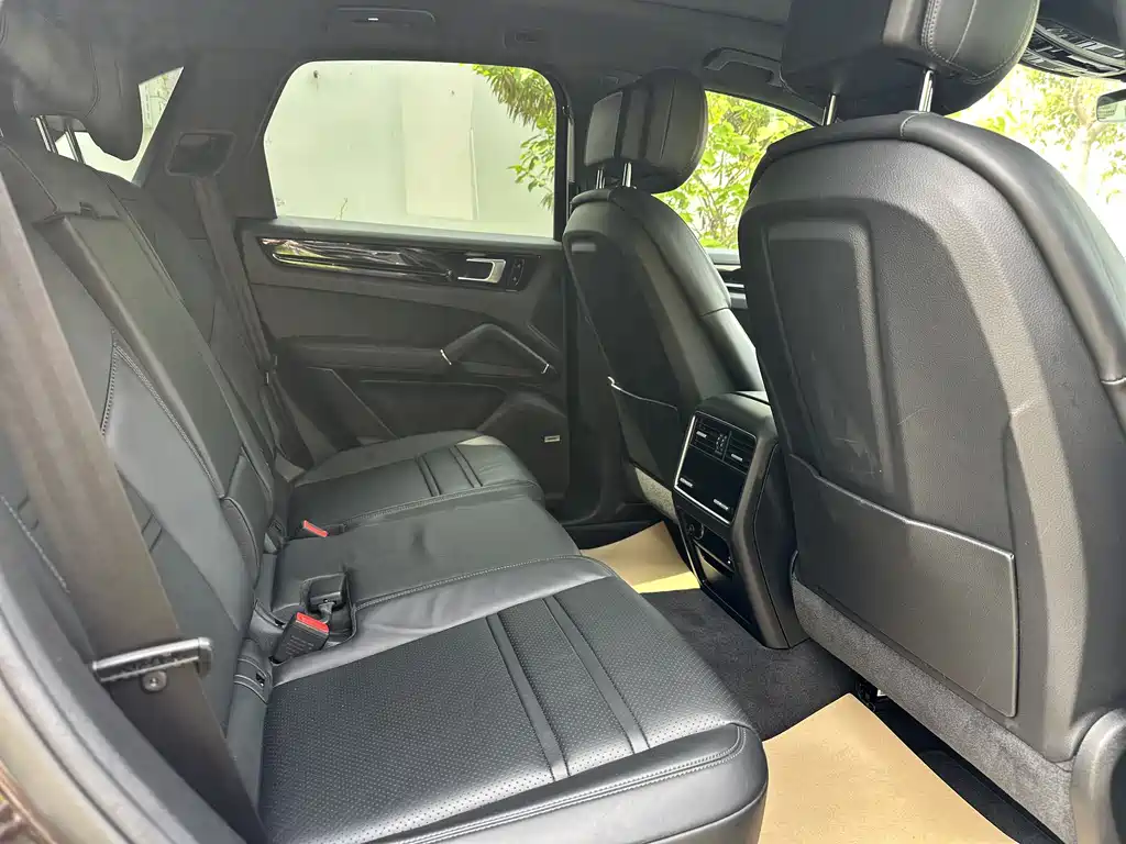 Porsche Cayenne 2019 Cayenne 3.0T
