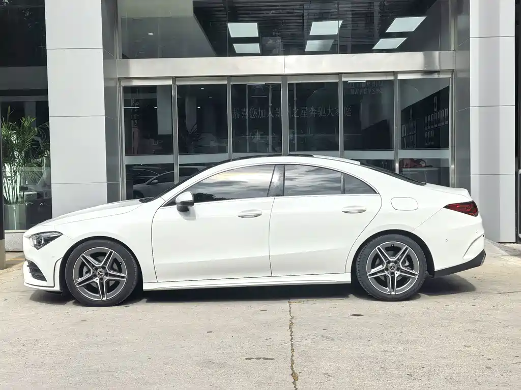Mercedes-Benz CLA (Import) — миниатюра 4