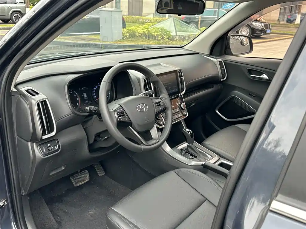 Hyundai BAIC Hyundai ix35 ix35 2018 2.0L AT Enjoy