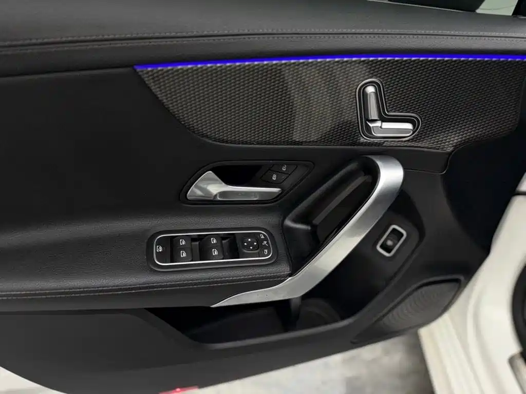 Mercedes-Benz A-Class — миниатюра 5