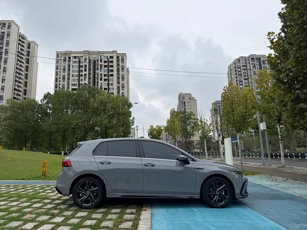 Volkswagen Golf — миниатюра 7