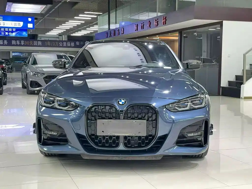 BMW 4 SERIES