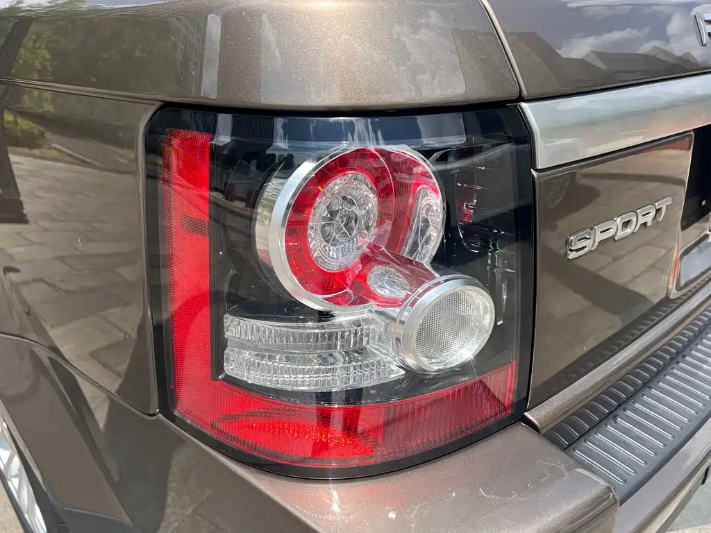 Land Rover Sport — миниатюра 12