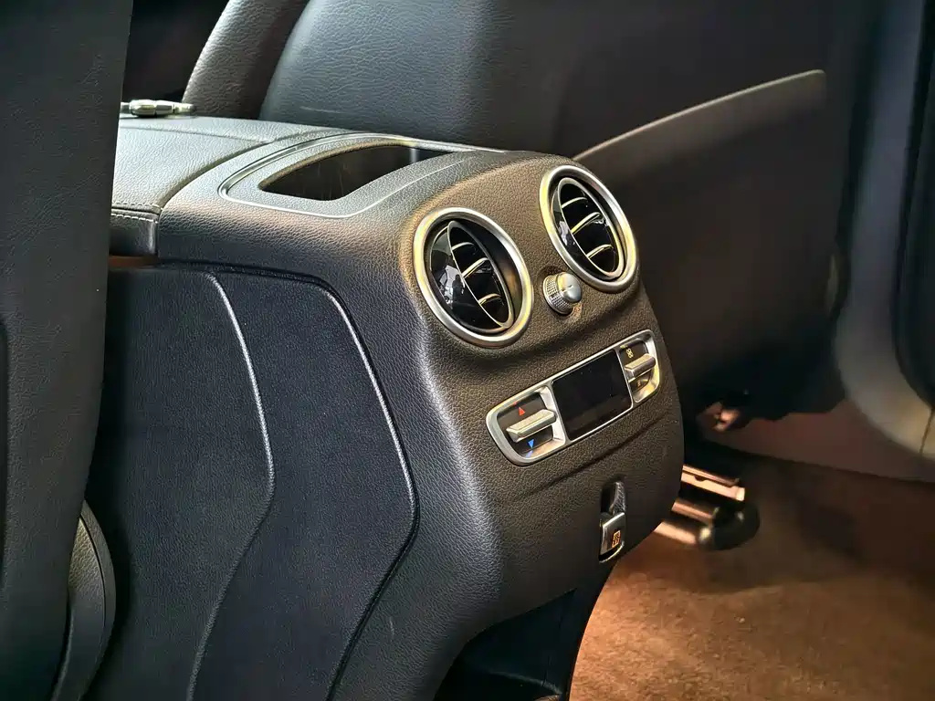 Mercedes-Benz GLC — миниатюра 15