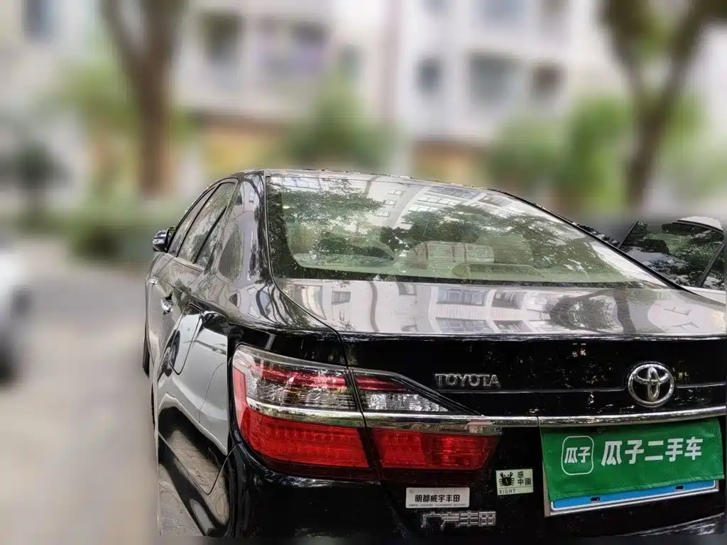 Toyota Camry — миниатюра 25