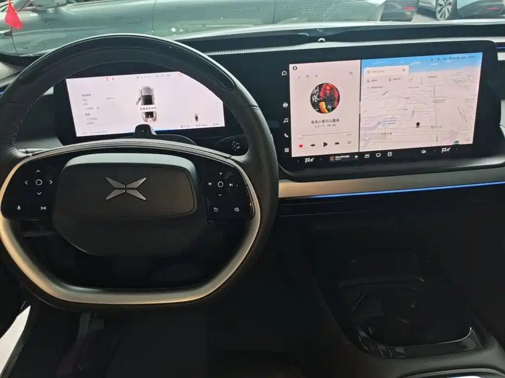 XPeng P7 — миниатюра 10