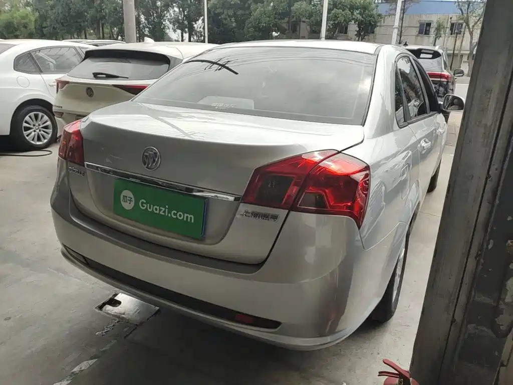 Buick Excelle — миниатюра 7