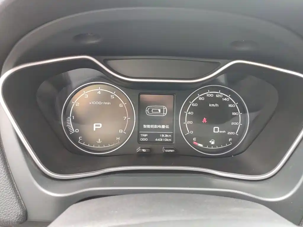 Geely Vision X6 — миниатюра 12