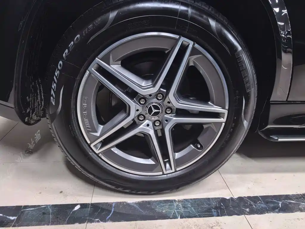 Mercedes-Benz GLE (Import) — миниатюра 7